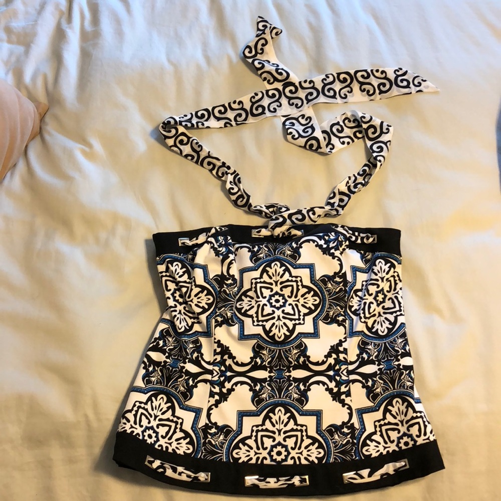 SOLD—White House Black Market Stunning Bodice!